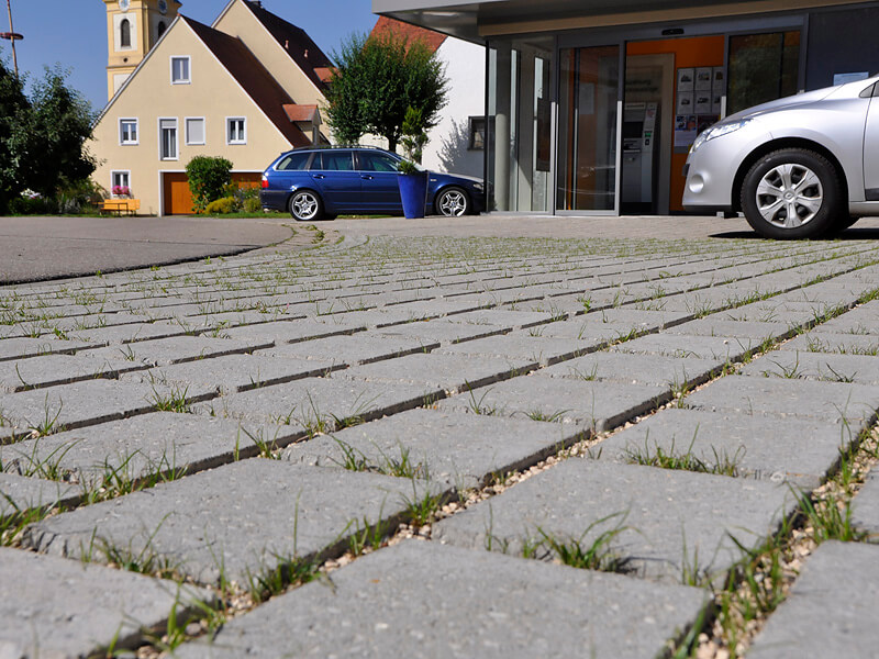 Betonpflaster bei Parkplätzen Betonpflaster bei Parkplätzen